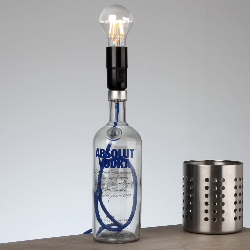 Flaschen-Lampe selber bauen mit E27 Wippschalter Fassung